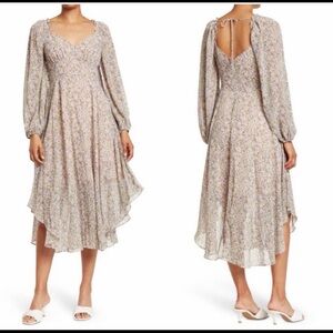 Astr Sweetheart Neck Dress  size S